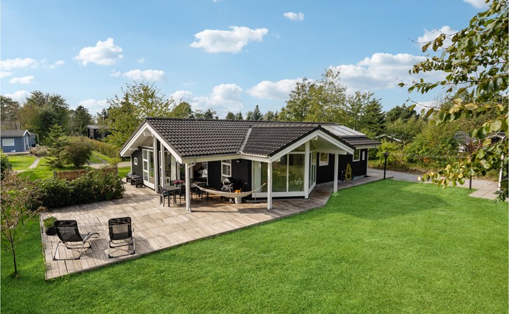 Amazing home in Odder with kitchen 1