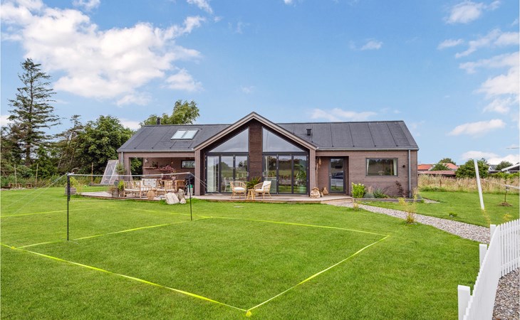 3 bedroom awesome home in Otterup 1