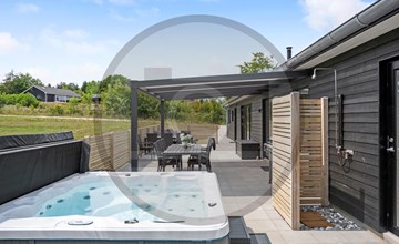 Traumhaftes Haus mit 6 Schlafzimmern in Glesborg 2