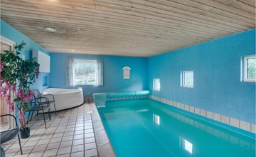 5 bedroom pet friendly home in Oksbøl 2