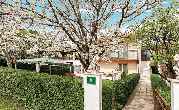 Beautiful apartment in Pula with WiFi 1