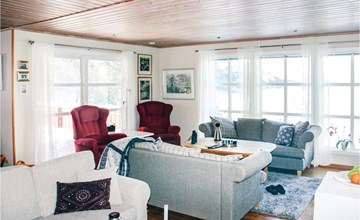 Awesome home in Svolvær with WiFi 2