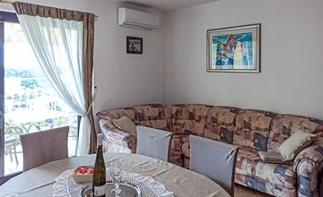 Stunning apartment in Krk with WiFi 2