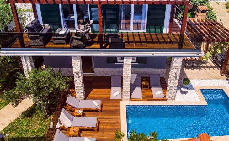 Haus in Stanići mit grünem Garten 1