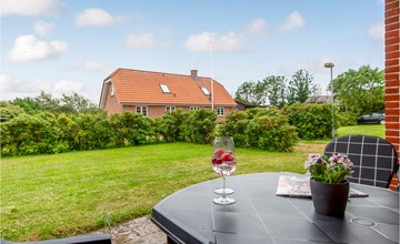 1 bedroom nice home in Ribe 2