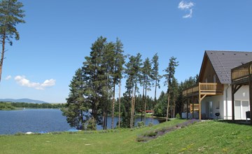 Lakeside Village 18 (+ sauna) 2