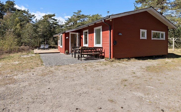 3 bedroom beautiful home in Aakirkeby 1