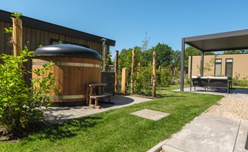 Loevestein Deluxe met Hottub | 4 personen 2