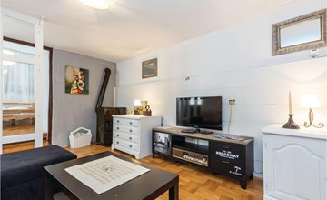 Awesome apartment in Novi Vinodolski 2