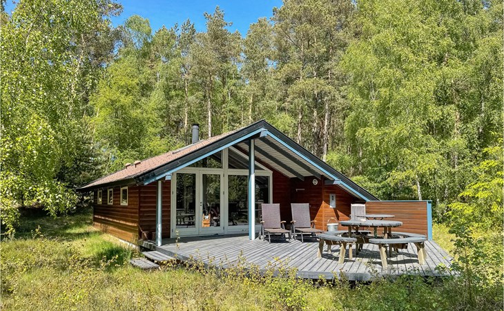 Stunning home in Nexø with kitchen 1