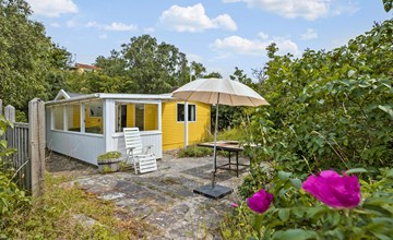1 bedroom gorgeous home in Aakirkeby 2