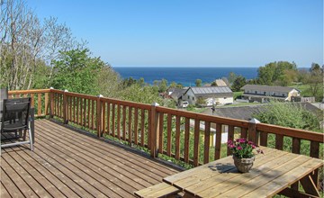2 bedroom awesome home in Allinge 2
