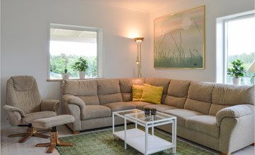 2 bedroom gorgeous home in Malmköping 3