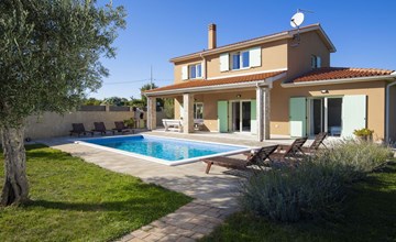 "Villa Matea" mit privatem Pool 2