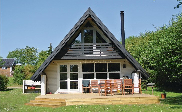 Lovely home in Humble with WiFi 1