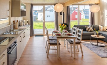 Lovely home in Zerpenschleuse with WiFi 3