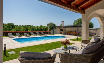 Villa Genia II 2