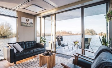 AquaHome Houseboat de Biesbosch 2