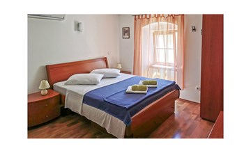 Awesome apartment in Cres with WiFi 3