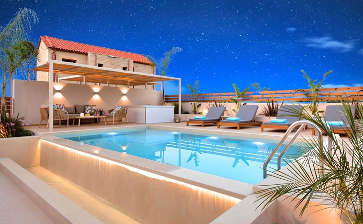 Hidden Gem Villa Pool und Jaccuzzi 1