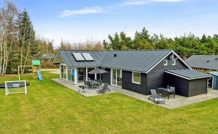 "Human" - 10.5km from the sea 1