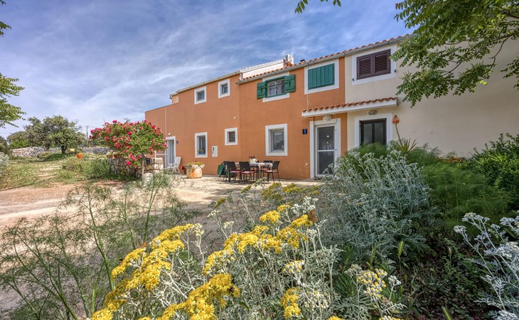 2 bedroom beautiful apartment in Veli Losinj 1