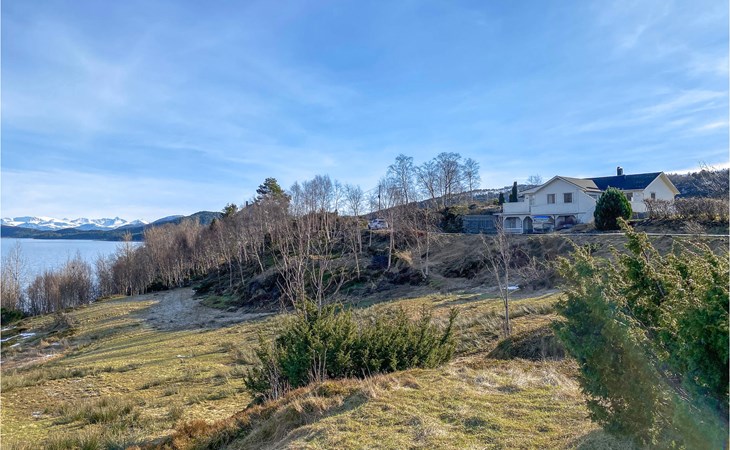 Lovely apartment in Ellingsøy 1