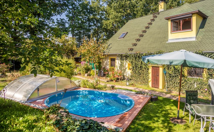 Karasova III (DEH103) 1