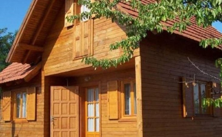 Schönes Holzhaus in Balatonfokajár 1