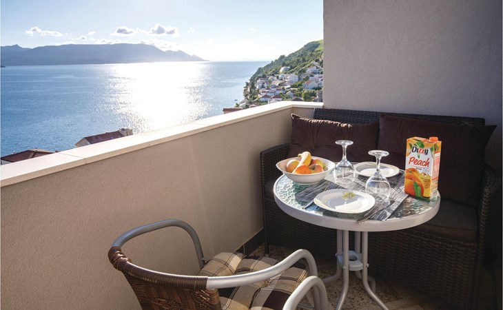 Gorgeous apartment in Klek with WiFi 1