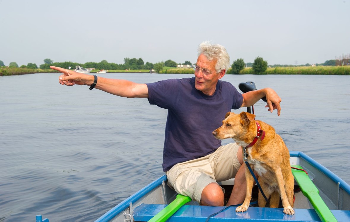 Boating with the dog