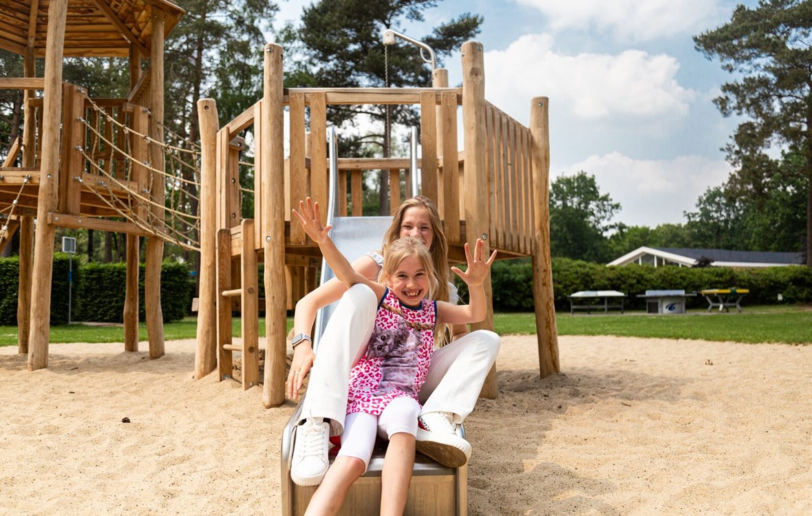 vakantiepark met speeltuin